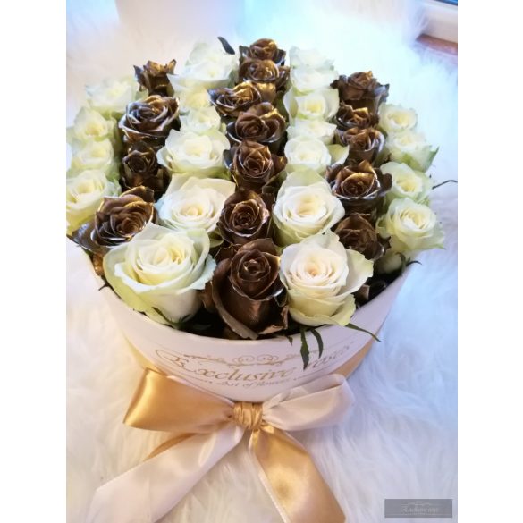 Exclusive Roses Gold & Whire Roses Box