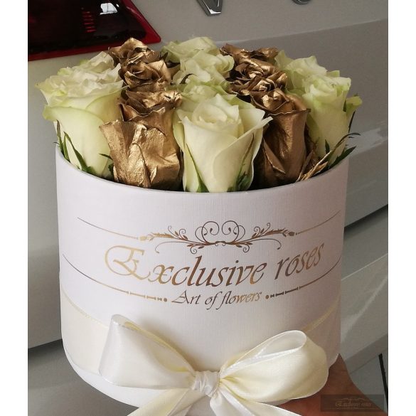 Exclusive Roses Gold & White Box