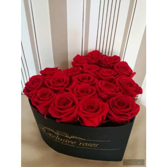 Exclusive Roses Örök Rózsa Szív alakú boxban